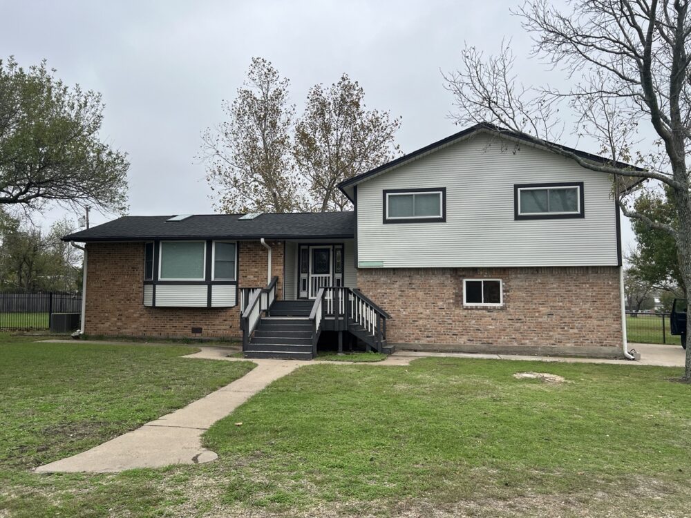 Siding Before and After